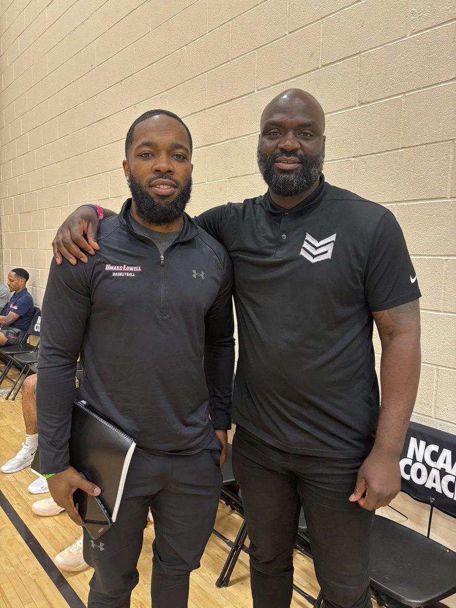CoachT_Harris's tweet image. Another summer in the books. This @teamdurant_AAU 17U squad overcame a lot of obstacles and to put together an impressive run to the Elite 8 at Peach Jam!! Happy to be apart of your journey fellas and looking forward to what the future holds for you all!! -Coach Rell!