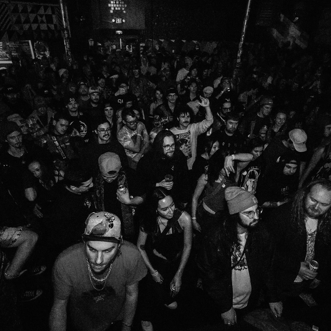 TheBlackBox5280's tweet image. This week || The Black Box
07.22: @subdotmission Electronic Tuesdays w/ @draekasounds & UltraxViolet
07.24: Levitation Jones B2B @doza_lemon
07.25: @dubdenrecords - @AbstraktSonance, Packet Loss & more!
07.26: 11th Hour w/ OldGold, Lita Lotus
blackboxdenver.co/events