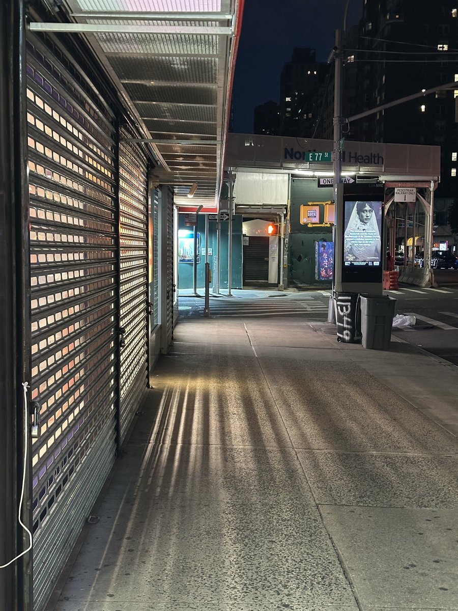 iminescent's tweet image. I took this picture of the sidewalk and ran it through the midjourney describe tool. The weird thing is that I was talking to my friend about shadow people👻#streetphotography #nightphotography #newyorkcity #nyc #urban