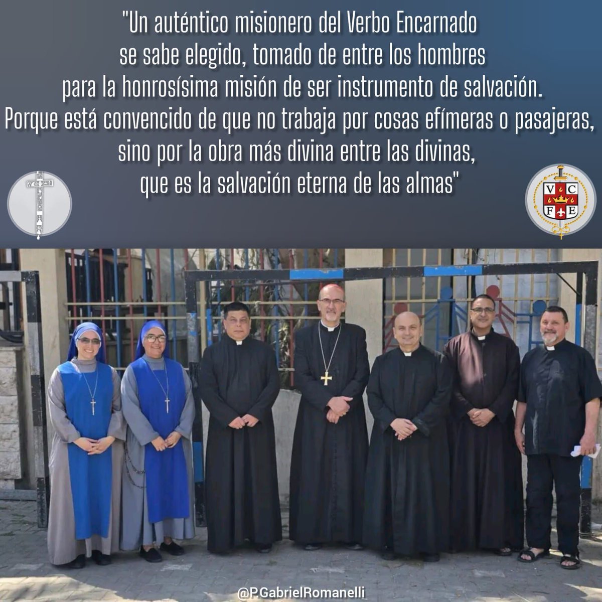 PGabRomanelli's tweet image. Familia Religiosa del Verbo Encarnado en Gaza con el Patriarca, Cardenal Pierbattista Pizzaballa
