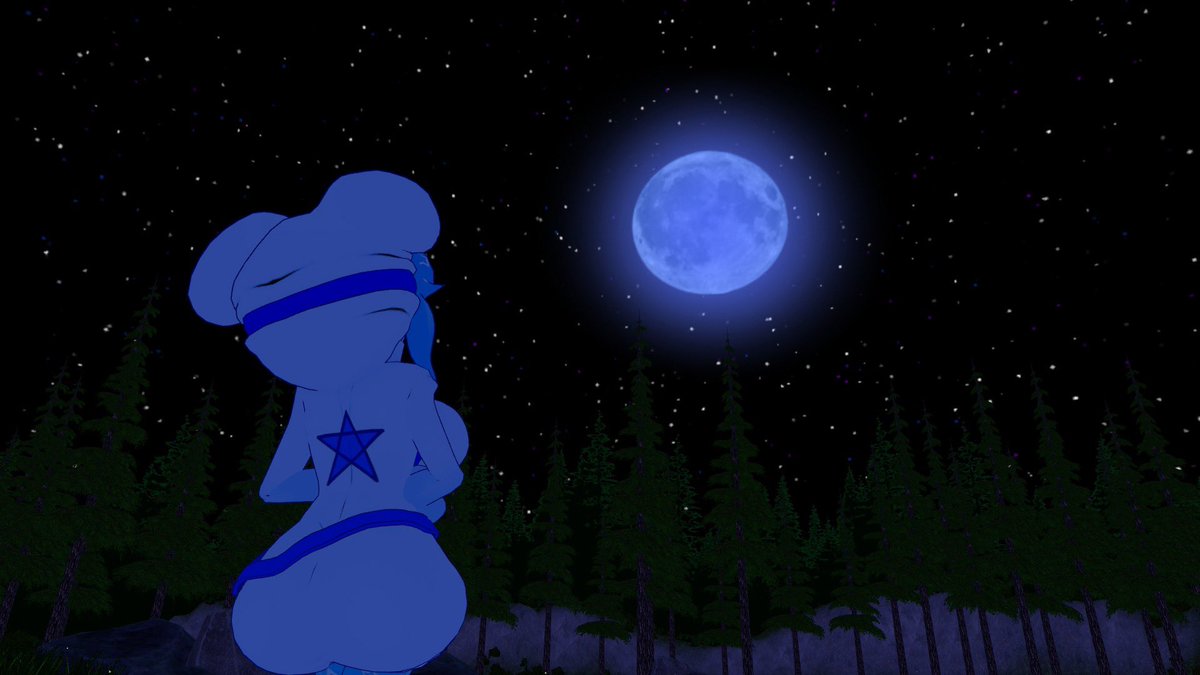 Sitting alone, enjoying the moonlight
(Got a whole bunch of pics, slowly trickling them out here)