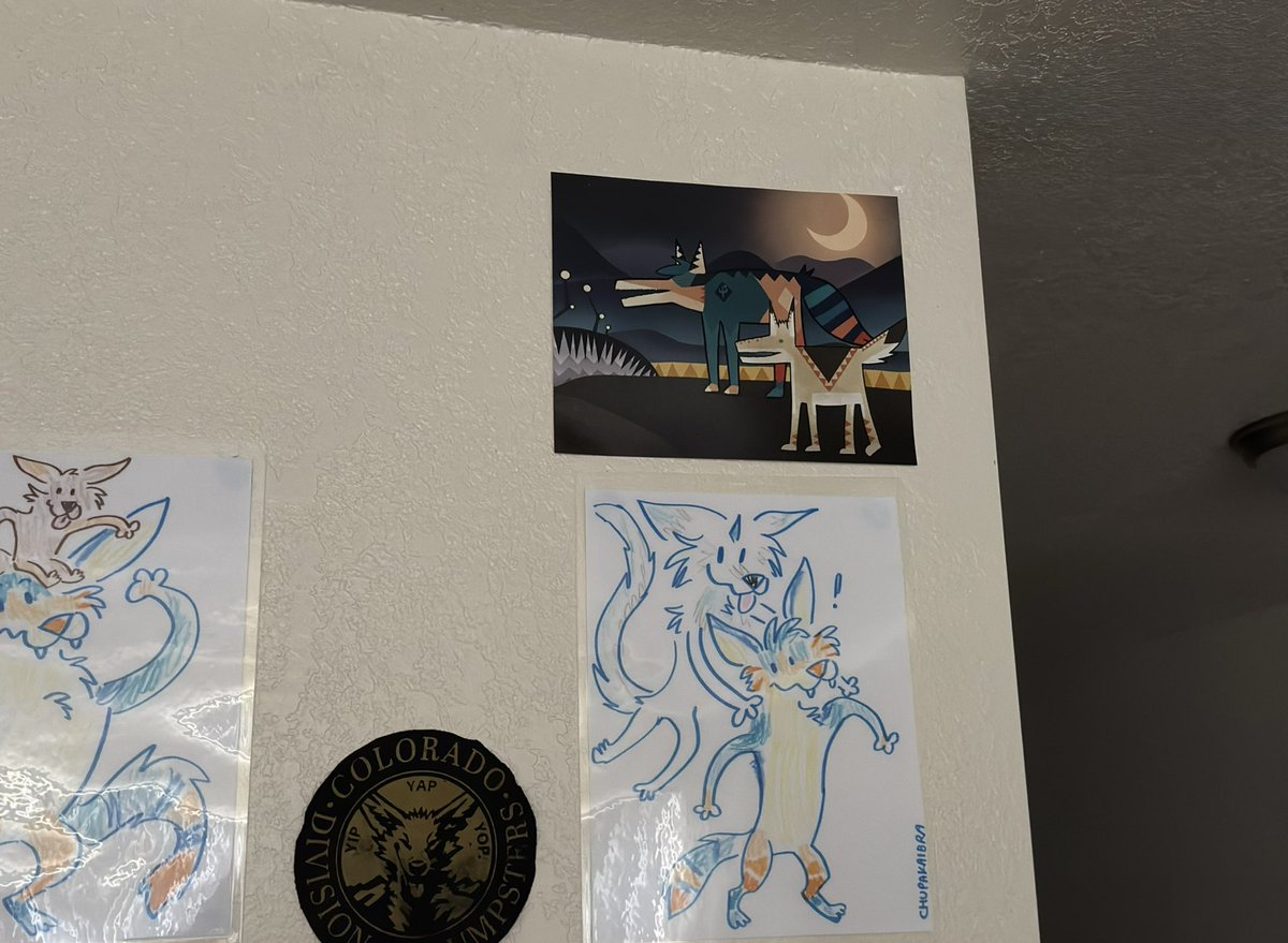 Printed out the glorious work by <a href="/HatchThePigeon/">Hatch 🐀</a> ft <a href="/felixyote/">🇺🇦 Felix the Coyote 🇺🇦</a> and I.