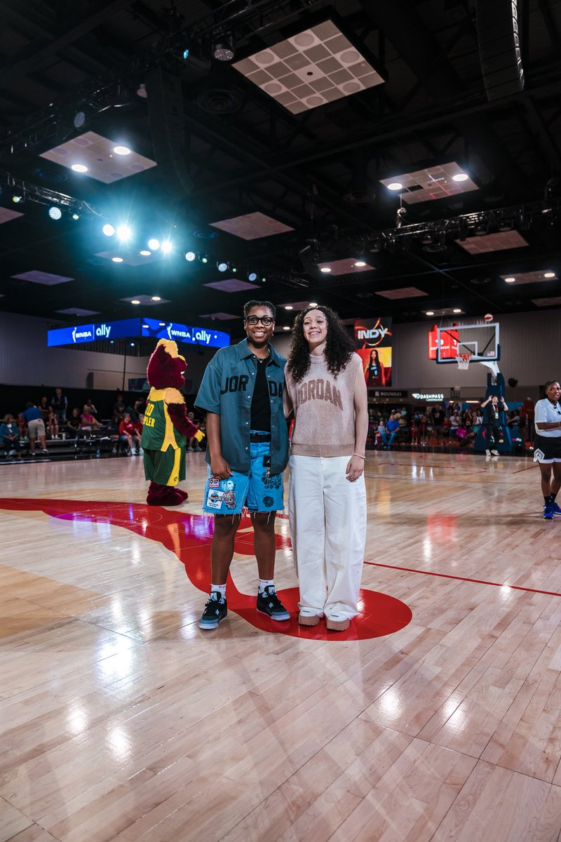 Josh Hines (@j_hines23) on Twitter photo <a href="/SaucyBella2/">Bella🤍</a> and <a href="/mkwill12_/">Mikaylah Williams</a> growing the game this weekend at the WNBA All-Star weekend!!! <a href="/Jumpman23/">Jordan</a> <a href="/LSUwbkb/">LSU Women's Basketball</a> <a href="/SaucyBella2/">Bella🤍</a> and <a href="/mkwill12_/">Mikaylah Williams</a> growing the game this weekend at the WNBA All-Star weekend!!! <a href="/Jumpman23/">Jordan</a> <a href="/LSUwbkb/">LSU Women's Basketball</a>