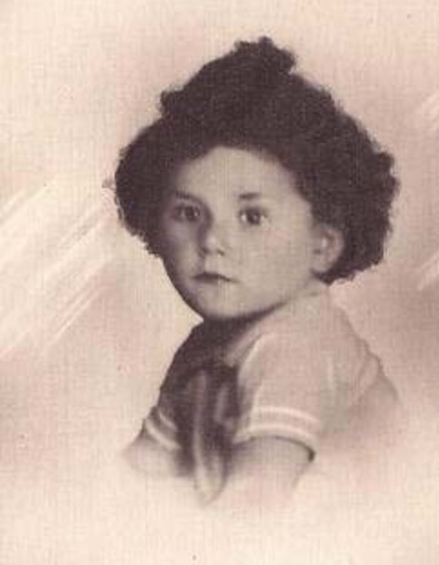 AuschwitzMuseum's tweet image. 21 July 1940 | A Dutch Jewish boy, Salomon de Bruin, was born in Amsterdam.
In September 1942 he was deported to #Auschwitz. After the selection he was murdered in a gas chamber together with his mother Rosa and brothers Emanuel & Meijer.