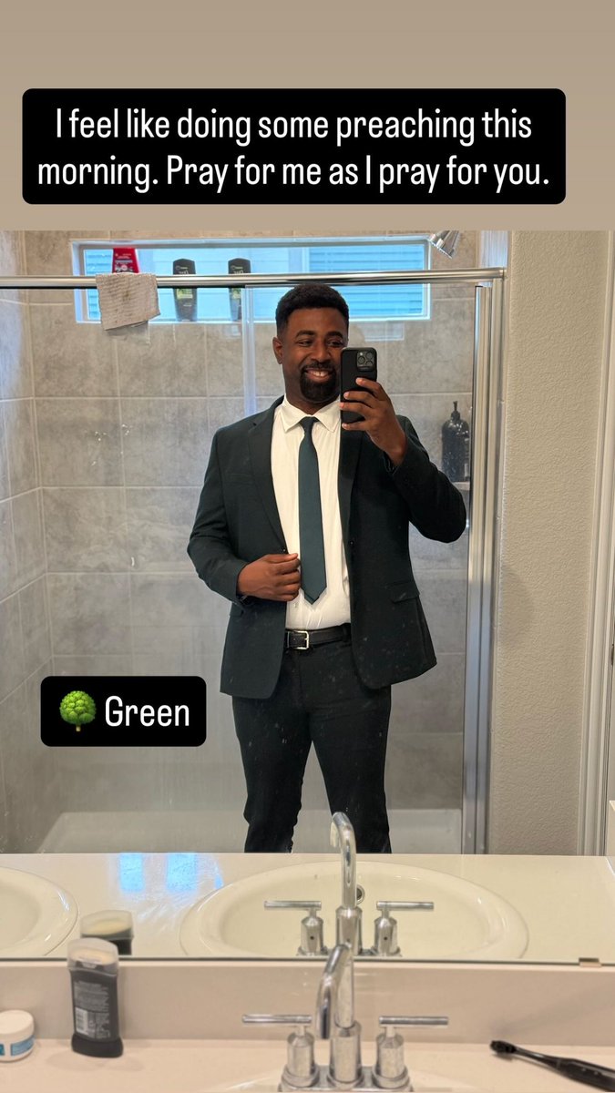 PrayOrDie's tweet image. “How You think I won best dressed with no support?
-Some Rap Song 🎵