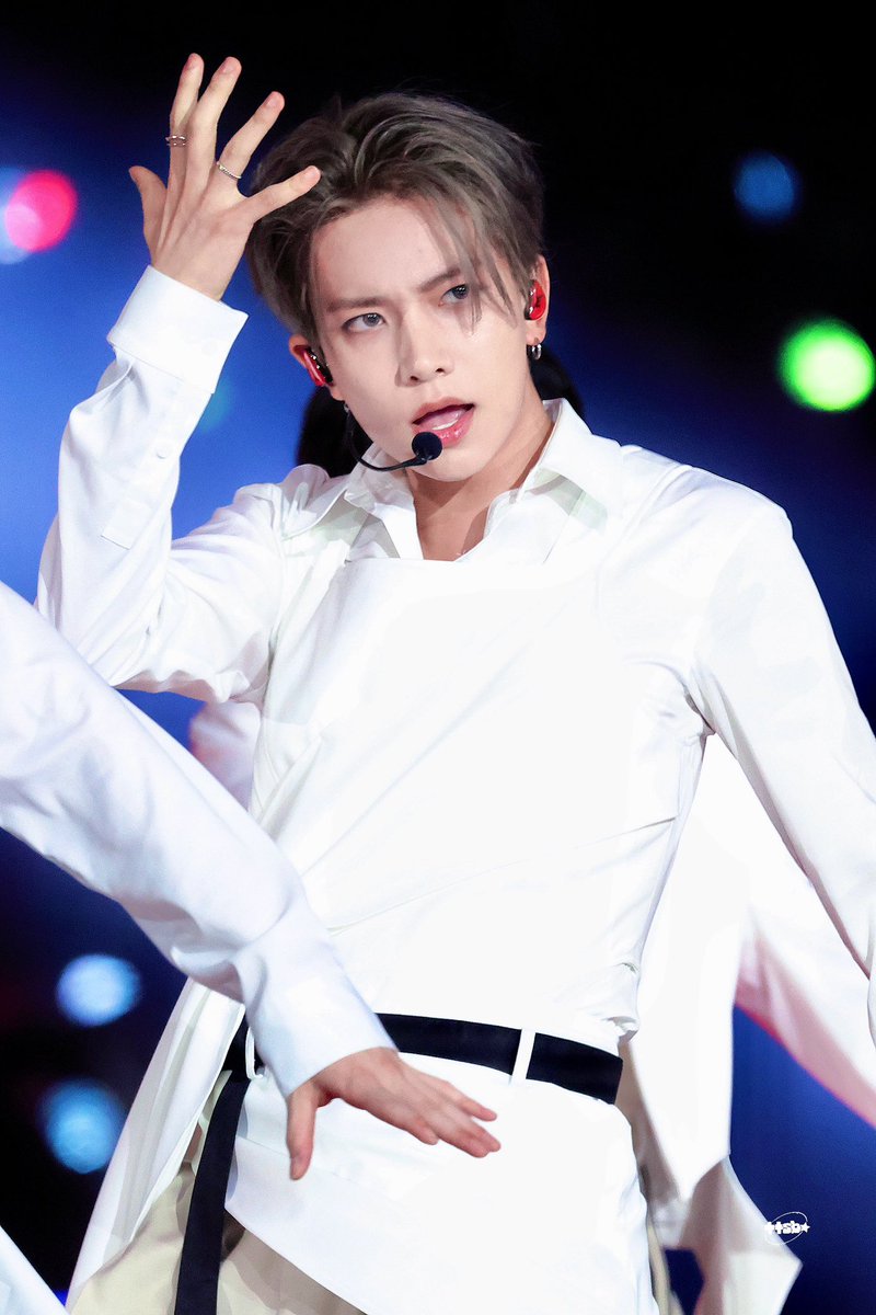 250727 가요대전 Summer

💟

#ENHYPEN   #엔하이픈   #이희승 #희승 #HEESEUNG #엔하이픈_희승 #ENHYPEN_HEESEUNG