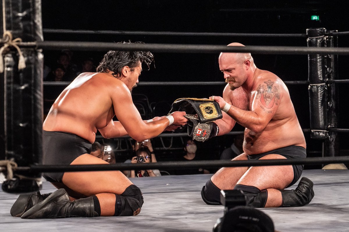 2025.7.28 #GCWJapan 新宿FACE
樋口選手とマンダース選手があんなに激しい試合した後に名刺交換みたいにベルト交換してたのほほえましかった
#GCW #ddtpro