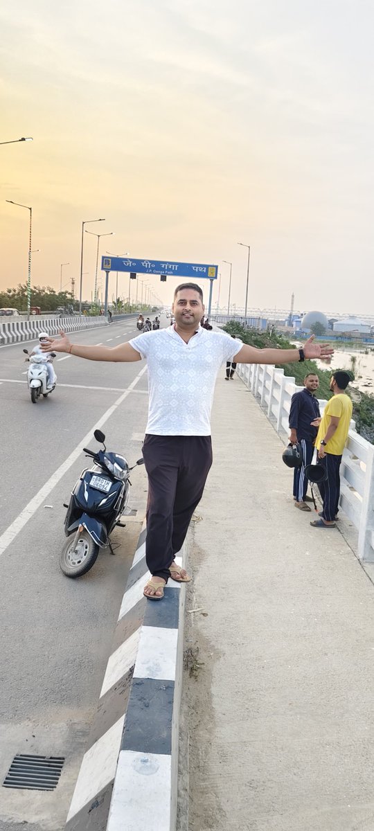 vedprakashsaurav tweet media