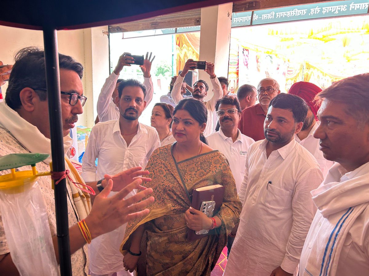 Sona Devi Bawari (@sonadevibawari) on Twitter photo कपास किसान मेला रायसिंहनगर में अतिथि के रूप में शामिल हुई
जय जवान जय किसान
<a href="/Sukhjinder_INC/">Sukhjinder Singh Randhawa</a> <a href="/GovindDotasra/">Govind Singh Dotasra</a> <a href="/SachinPilot/">Sachin Pilot</a> <a href="/ashokgehlot51/">Ashok Gehlot</a> <a href="/TikaRamJullyINC/">Tika Ram Jully</a> <a href="/Chiranjeev_INC/">Chiranjeev Rao</a> <a href="/INCRajasthan/">Rajasthan PCC</a> <a href="/vidyarthee/">Kaushal K. Vidyarthee</a> <a href="/INCIndia/">Congress</a> कपास किसान मेला रायसिंहनगर में अतिथि के रूप में शामिल हुई
जय जवान जय किसान
<a href="/Sukhjinder_INC/">Sukhjinder Singh Randhawa</a> <a href="/GovindDotasra/">Govind Singh Dotasra</a> <a href="/SachinPilot/">Sachin Pilot</a> <a href="/ashokgehlot51/">Ashok Gehlot</a> <a href="/TikaRamJullyINC/">Tika Ram Jully</a> <a href="/Chiranjeev_INC/">Chiranjeev Rao</a> <a href="/INCRajasthan/">Rajasthan PCC</a> <a href="/vidyarthee/">Kaushal K. Vidyarthee</a> <a href="/INCIndia/">Congress</a>