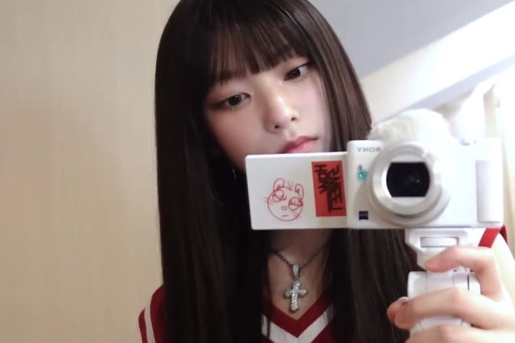 cxlxmba's tweet image. 📹♥️🐈‍⬛🍓