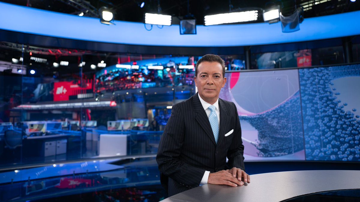 ClaudioMercadoR's tweet image. #EnPunto, esta noche, con @JLANoticias | Ximena "N" deberá pagar multa y ofrecer disculpas al policía que insultó. Síguelo a las 10:30 pm por nmas.com.mx/en-vivo