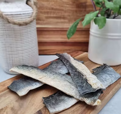 VSF202's tweet image. 🐟 Fish Skin – Collagen-rich export from VietNam
✅ Dried (20–30cm, 1kg)
✅ Frozen (IQF, 80% protein)
🧊 Shelf life: 1 year
📦 Vacuum/bulk or 5kg block
🚛 7–10 days delivery

📩 Mr. Francis
📧 export4@vietseafarm.com.vn
📞 (+84) 387 363 125

#FishSkin #VietnamExport #Col