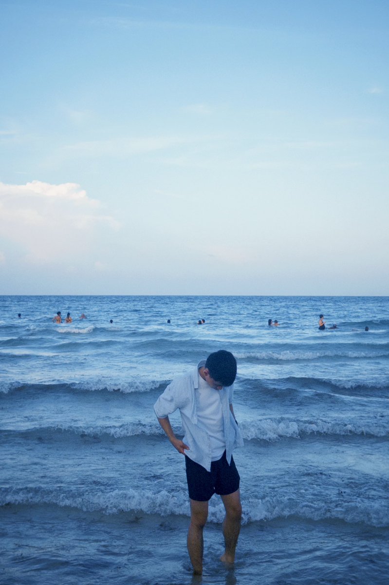 lechchch tweet media