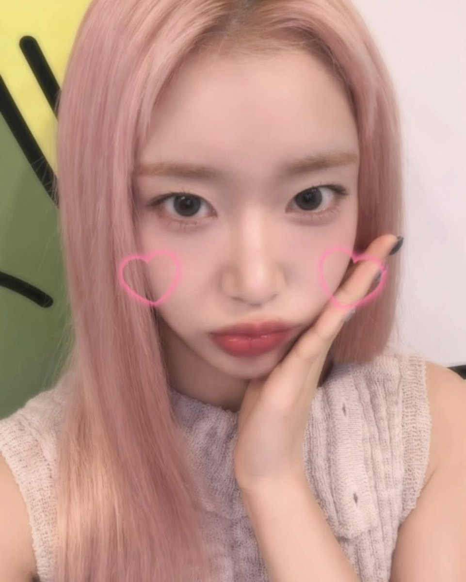 baesuminng's tweet image. 기요미셀카