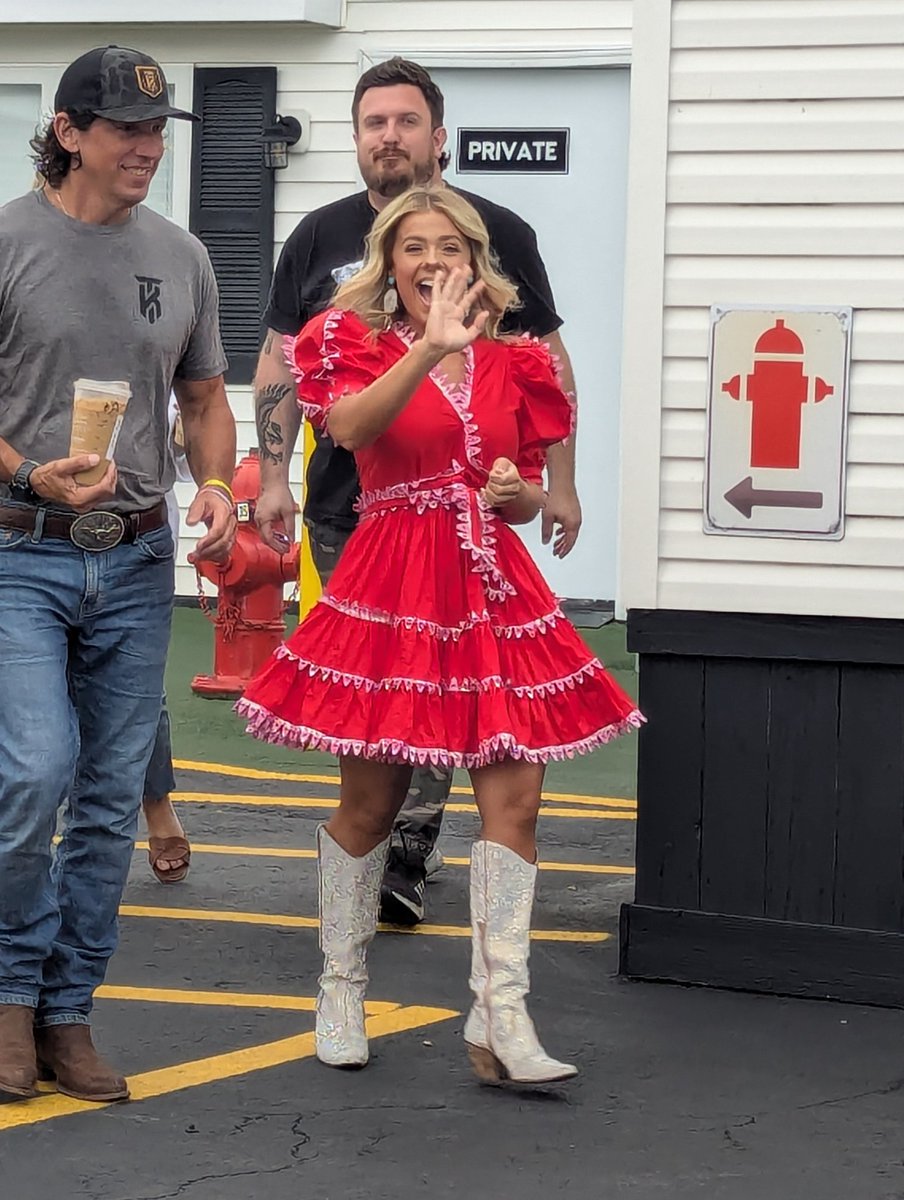 <a href="/Annewilsonmusic/">Anne Wilson</a> Great to see you again. 😃 <a href="/KingdomBound/">Kingdom Bound</a>