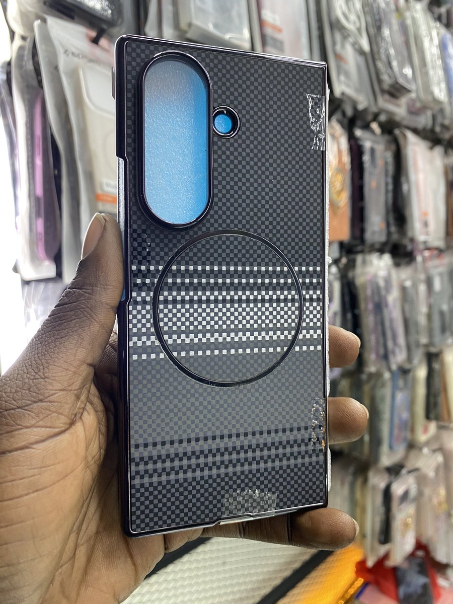 PhoneGuardsKE's tweet image. Samsung Galaxy Fold 6 & 7 Carbon Fiber Cases.
Kshs 5,999/-
Talk to us 🤙0112440060.
📍Iconic Business Plaza 3rd Floor Shop No. T9 Along Moi Avenue.
