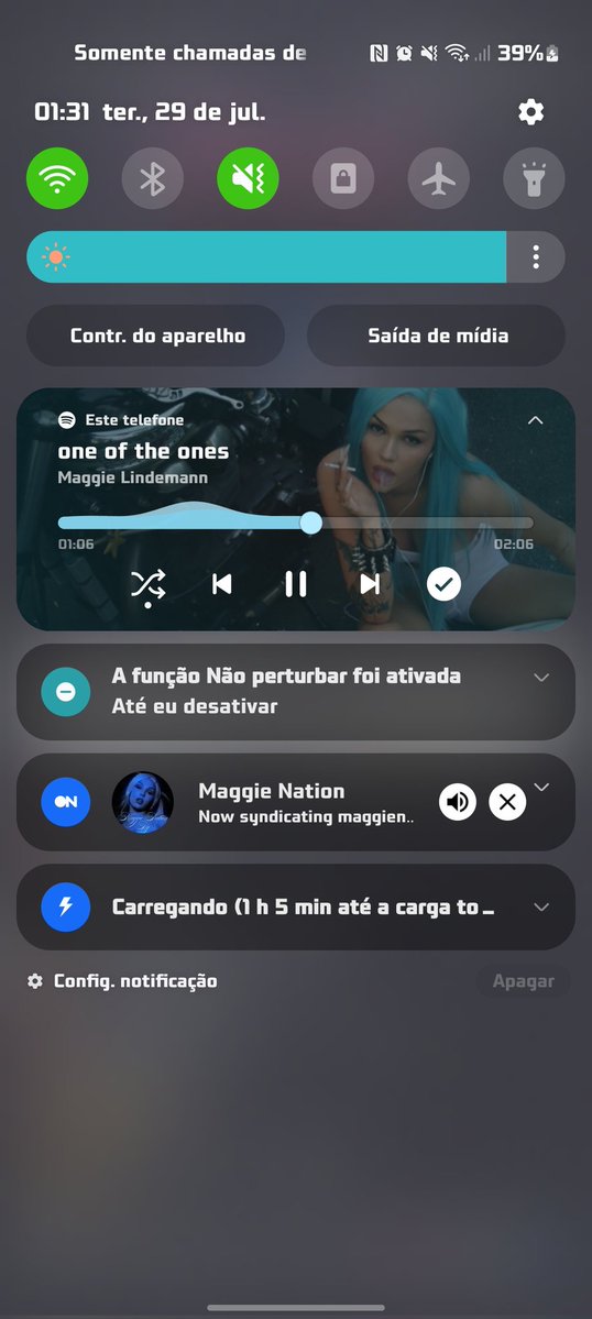 AndreVictor1409's tweet image. double stream hehehe #oneoftheones

@maggienationshq @MaggieLindemann @geraldtennison