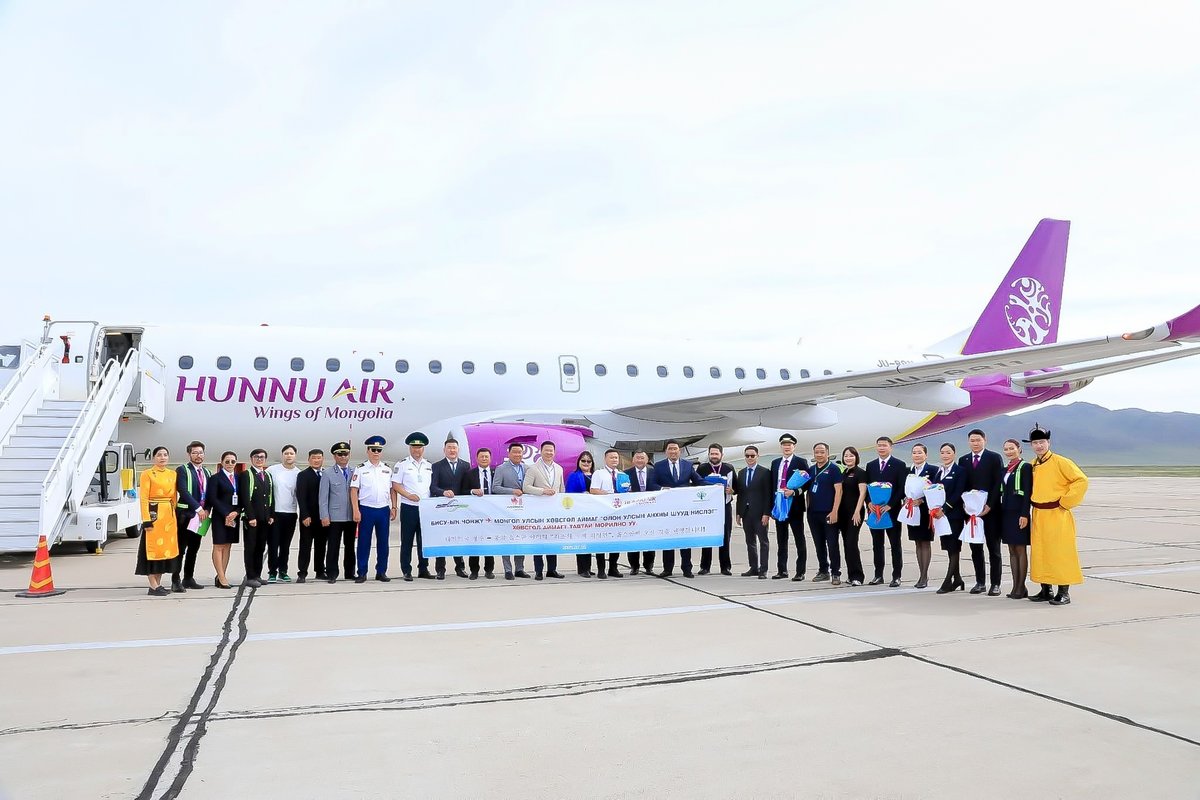 ХҮННҮ ЭЙР компани ЧОНЖҮ - МӨРӨН чиглэлийн шууд нислэгээ амжилттай гүйцэтгэлээ.
Энэ туршлагыг үндэслэн дотоодын нисэх буудлууд олон улсын шууд нислэг авах боломжтой боллоо.
#Hunnu_Air #chongju #murun