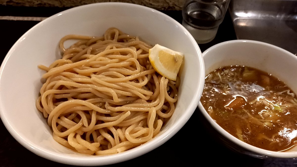 prototype000011's tweet image. 