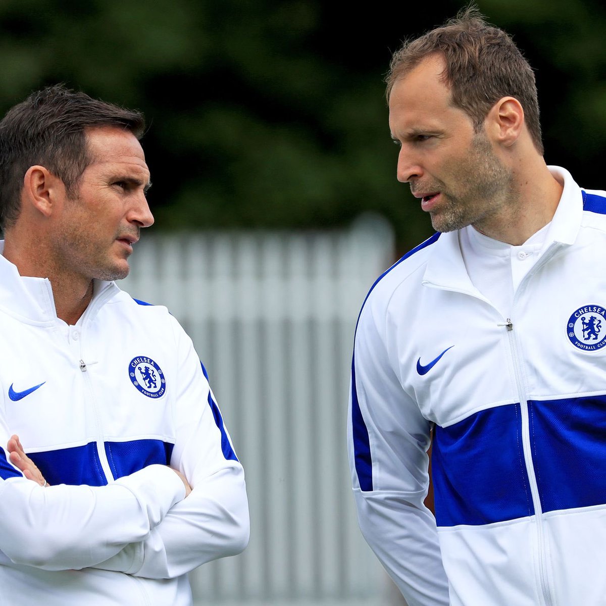 EgwemiCFC's tweet image. Describe this two in one Word 🤔