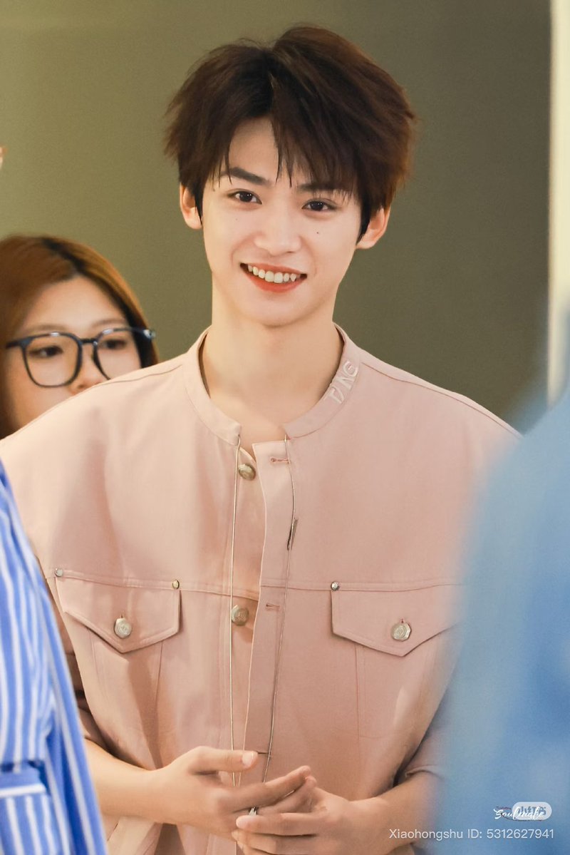 iovziyu's tweet image. SO FREAKING HANDSOME 😭💞

#ZIYU #梓渝