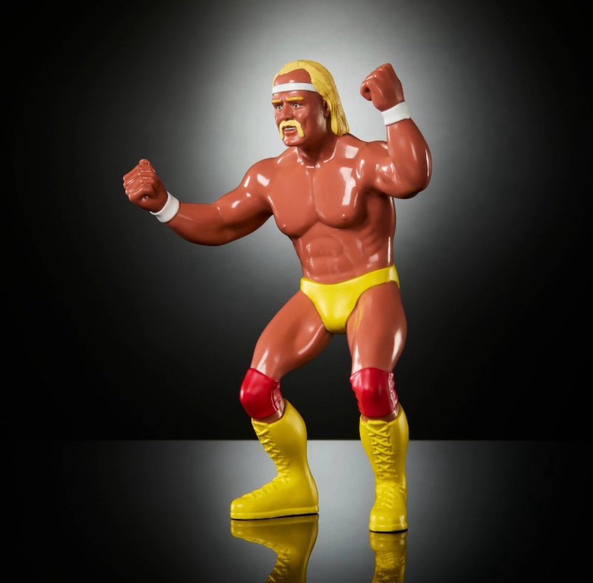 MajorWFPod's tweet photo. The new Hulk Hogan LJN is officially up for pre-order!

Get yours at https://t.co/HVpWP7vkzL… Expected to ship this October!

#WWERaw
#ScratchThatFigureItch https://t.co/J3NbK6cJuQ