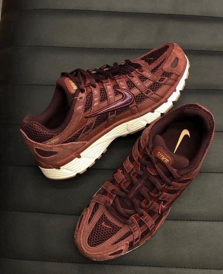 SneakerShouts's tweet image. TOP DEAL: Nearly 50% OFF the Nike P-6000 SE "Dark Pony"
BUY HERE: buff.ly/GiUp548