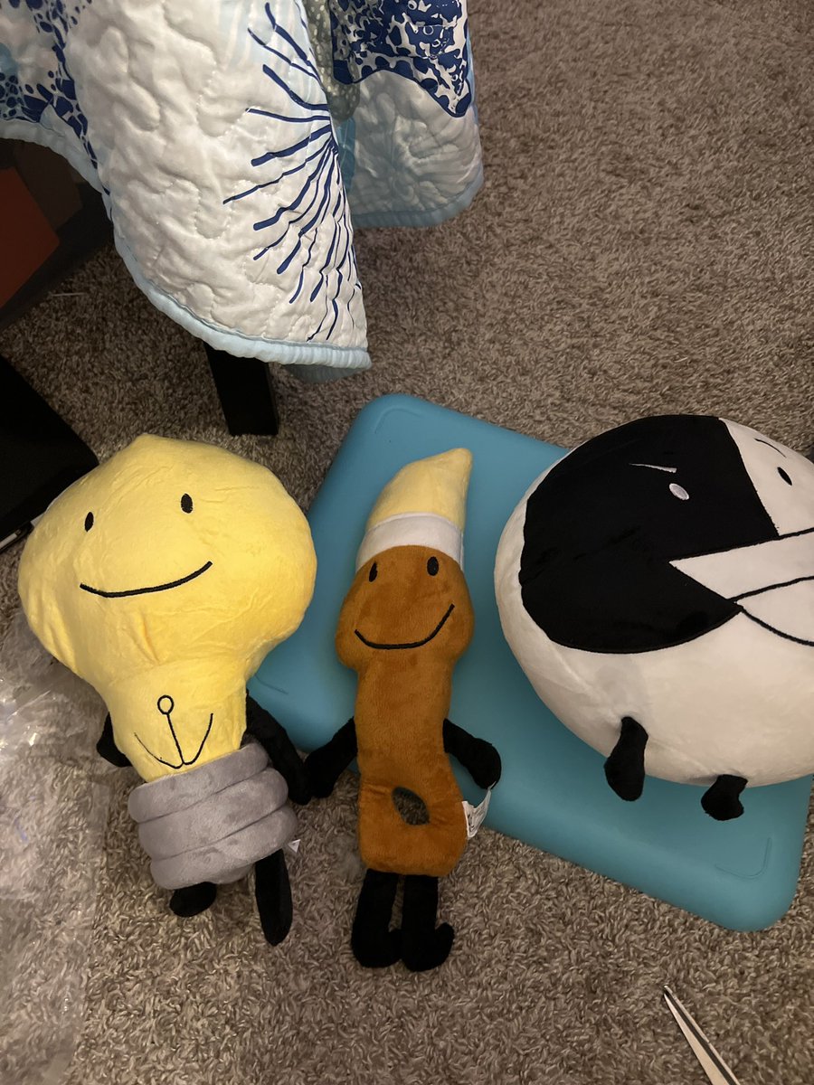 bananawolfpower's tweet image. thank u cousin for picking up amazon ii plushes and gelatin from returned amazon thing for me they smell like sweet...