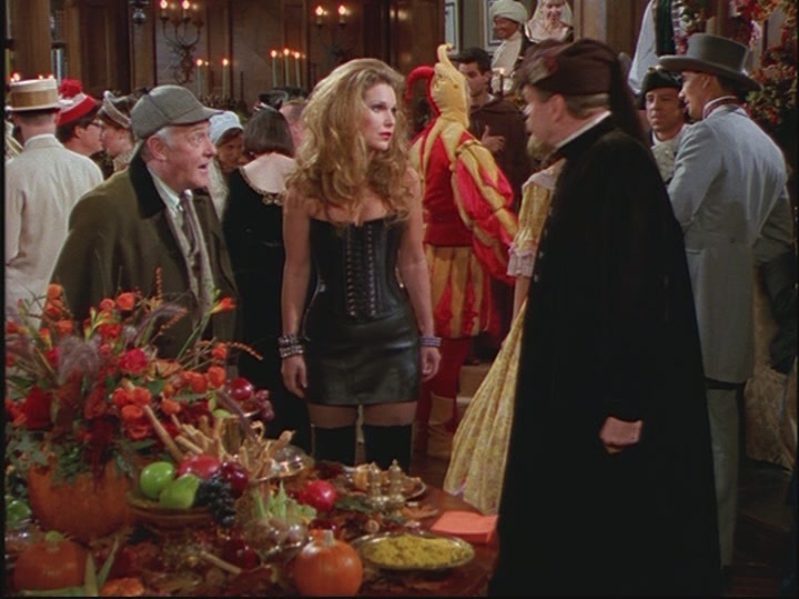 YngviCom's tweet image. In e3s5 of frasier roz dresses as the main character from Story of O, which unfortunately led to me reading the book as a young teen and forever scarring my mind beyond repair