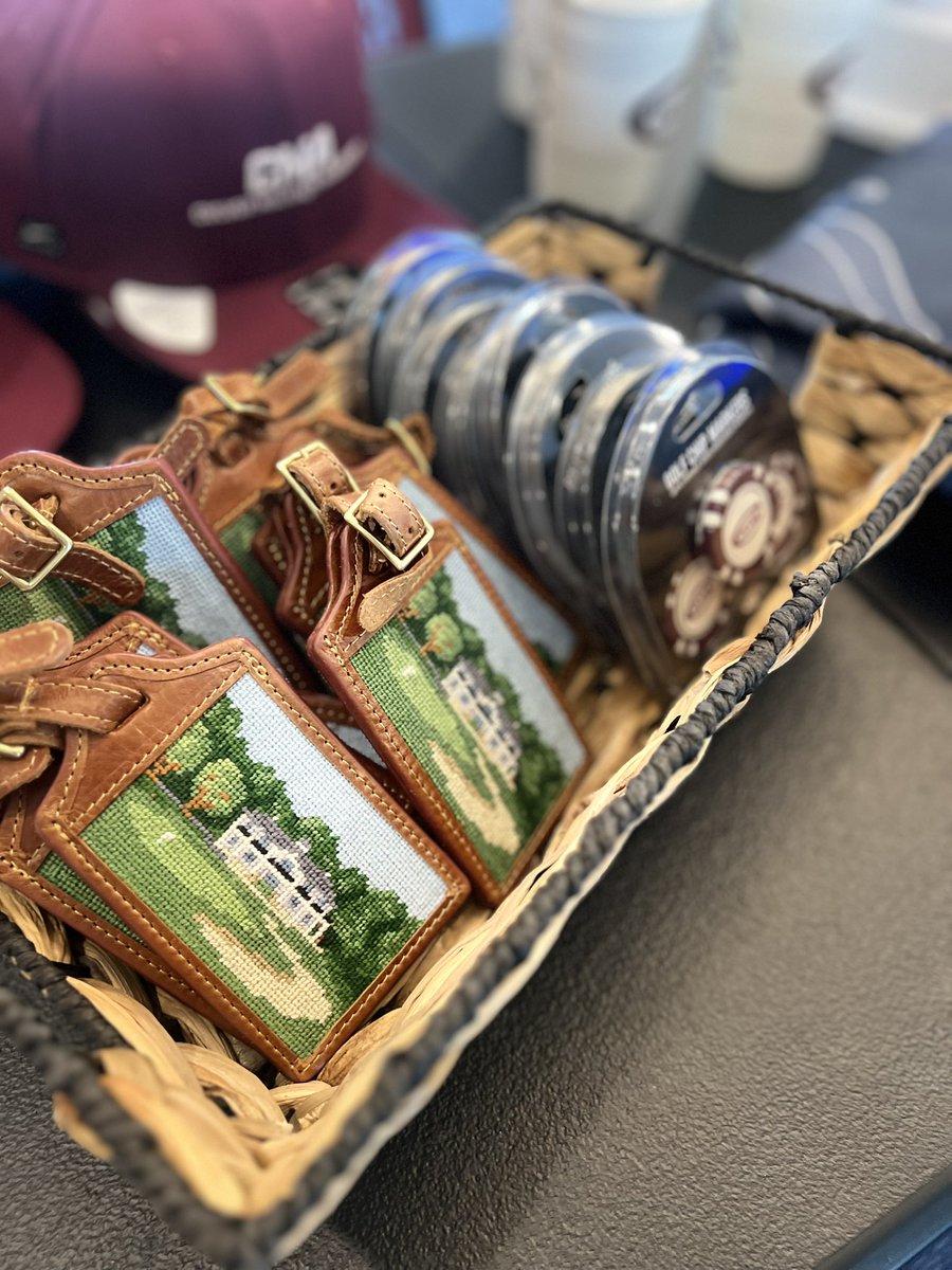 culvergear's tweet photo. 🏷️ What better way to track your golf bag or suitcase than with a little Culver classic? ⛳✈️ Functional, durable, and packed with tradition — the perfect travel companion is here - Culver Smathers &amp; Branson luggage tags!
#TravelInStyle #CulverGear  #CulverGolf #culveracademies https://t.co/k7d719oW7T