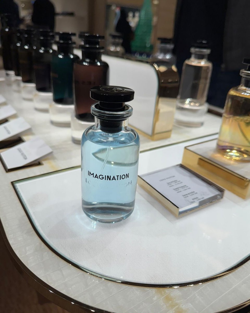 perfumemonk's tweet image. 🧠 Louis Vuitton – IMAGINATION (EDP)
When someone sniffed this yesterday and asked me, here’s what I said...
💭 My Point of View:
This is not just a freshie —
It’s fresh with a brain.
🌀 Starts off with zesty citrus + ginger — bright and energetic, but immediately shifts into…