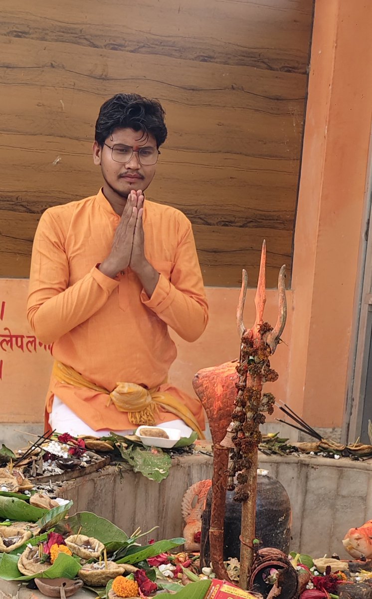 Samrat Verma (@samrat_verma72) on Twitter photo ЁЯМ┐ЁЯМ╖"рдЖрдк рд╕рднреА рдорд┐рддреНрд░реЛрдВ рдХреЛ рдирд╛рдЧ рдкрдВрдЪрдореА рдХреА рдмрд╣реБрдд рдмрд╣реБрдд рд╢реБрднрдХрд╛рдордирд╛рдПрдВ,ЁЯМ║ЁЯМ┐
"рдорд╣рд╛рджреЗрд╡ рдПрд╡рдВ рдирд╛рдЧрд░рд╛рдЬ рдХреА рдХреГрдкрд╛ рдЖрдк рд╕рдм рдкрд░ рд╣рдореЗрд╢рд╛ рдмрдиреА рд░рд╣реЗ,
ЁЯМ┐ЁЯМ║ЁЯМ╖ " рд╣рд░ рд╣рд░ рдорд╣рд╛рджреЗрд╡ ЁЯЩПЁЯЪй
#рдирд╛рдЧрдкрдВрдЪрдореА ЁЯМ┐ЁЯМ╖"рдЖрдк рд╕рднреА рдорд┐рддреНрд░реЛрдВ рдХреЛ рдирд╛рдЧ рдкрдВрдЪрдореА рдХреА рдмрд╣реБрдд рдмрд╣реБрдд рд╢реБрднрдХрд╛рдордирд╛рдПрдВ,ЁЯМ║ЁЯМ┐
"рдорд╣рд╛рджреЗрд╡ рдПрд╡рдВ рдирд╛рдЧрд░рд╛рдЬ рдХреА рдХреГрдкрд╛ рдЖрдк рд╕рдм рдкрд░ рд╣рдореЗрд╢рд╛ рдмрдиреА рд░рд╣реЗ,
ЁЯМ┐ЁЯМ║ЁЯМ╖ " рд╣рд░ рд╣рд░ рдорд╣рд╛рджреЗрд╡ ЁЯЩПЁЯЪй
#рдирд╛рдЧрдкрдВрдЪрдореА