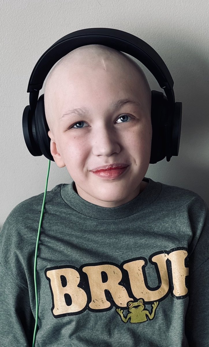 Please donate to: gofund.me/0073127b

Could you please donate and help my daughter Allison Davis with her fight against cancer. 

Allison has CML or Chronic Myeloid Leukemia. It’s very rare for children.

My 13 year old daughter Allison had a bone marrow transplant on April