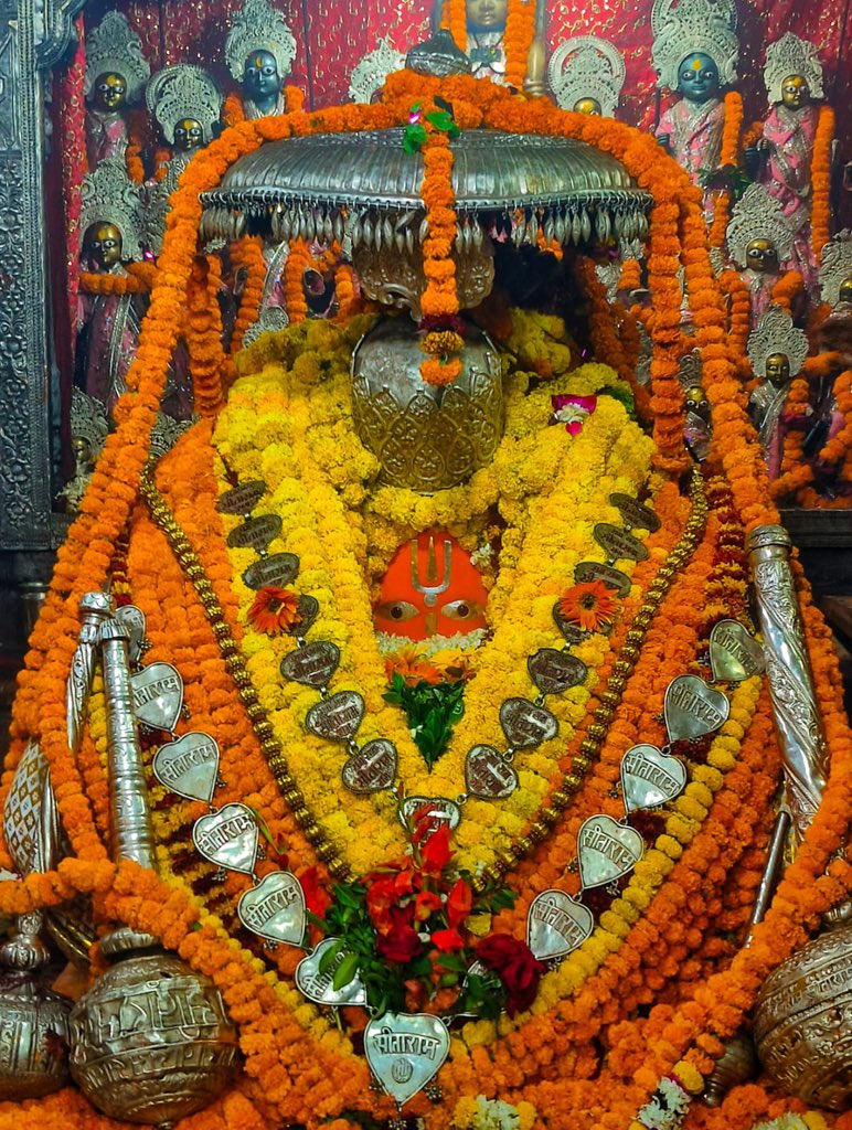 vikasshuklaSLN's tweet image. अयोध्या धाम से श्री हनुमान जी महाराज का दर्शन करिए आप सभी !
जय श्री हनुमान जी महाराज 🙏🙏
#oprationmahadev