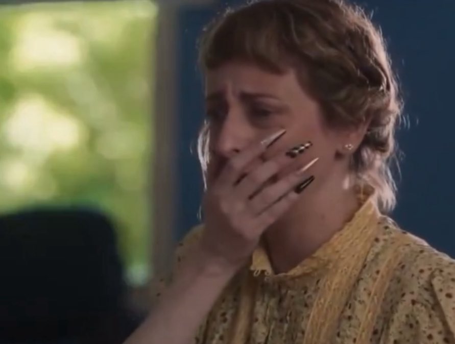 Está el divino del "señor oso" q después d 4 años, una familia decidió darlo en adopción, debido a la mudanza de uno de los integrantes y en el nuevo hogar no permiten mascotas.
Ojalá aparezca una nueva familia para el "señor oso", xq se lo ve súper divino!

#BuenasNochesFamilia