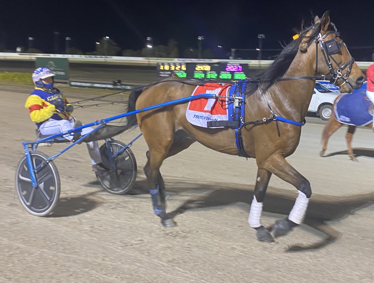 Catch up - Balliang trainer Tyrone Abela continues to enhance his record with squaregaiters, with DISTANT SUN (Jodi Quinlan) saluting in the BLACK HORSE NATURALS TROT <a href="/Bdtc150/">Ballarat & District Trotting Club</a> Congratulations Evolution Lodge &amp; C Cauchi