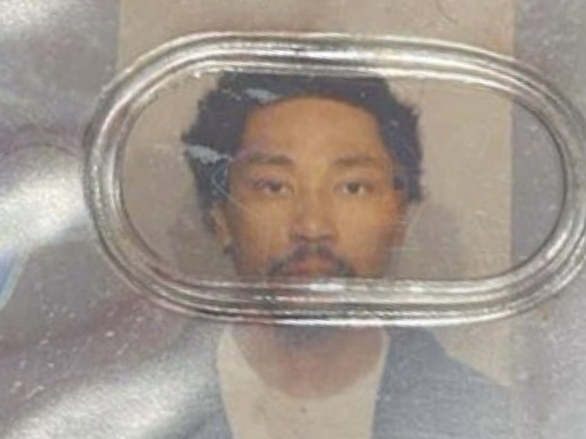CNN SAID THIS GUY IS F*CKING WHITE. HOW THE F*CK DOES ANYBODY ON EARTH TRUST THEM ?
