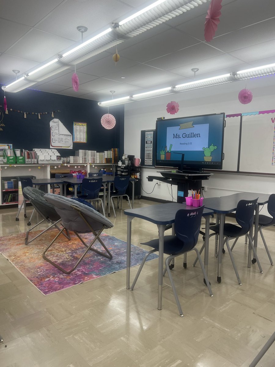 Xochitl Lugo (@xlugo_rhs) on Twitter photo Creating classrooms where learning thrives 🫶🏽 we’re here for it <a href="/GuillenAmaris/">Amaris Guillen</a> Creating classrooms where learning thrives 🫶🏽 we’re here for it <a href="/GuillenAmaris/">Amaris Guillen</a>