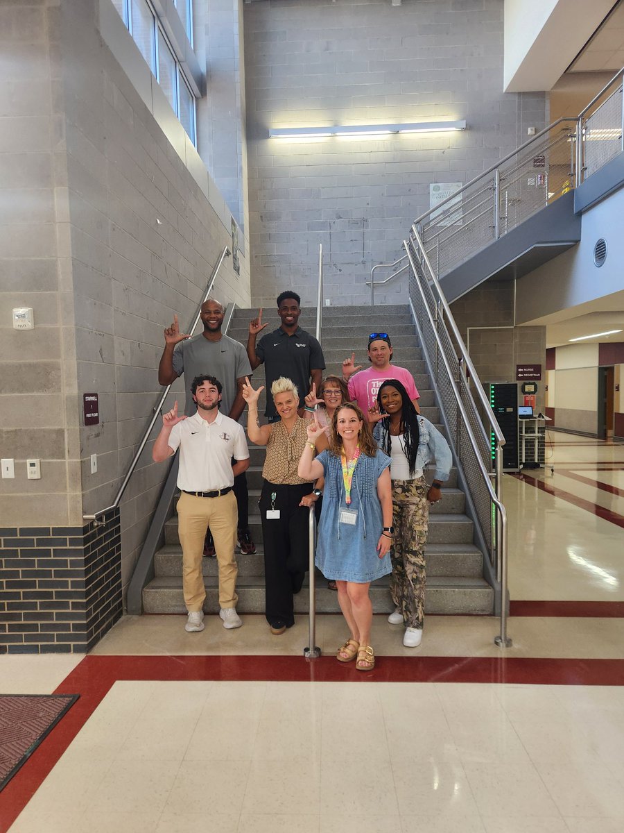 Blair Green (@bgreenlhs) on Twitter photo I had so much fun welcoming our NEW <a href="/LewisvilleHS/">Lewisville High School</a> Ts this afternoon! Each one is bringing the #FARMERPRIDE energy to kick off an amazing school year!
#OneLISD #LISDNewTeacher I had so much fun welcoming our NEW <a href="/LewisvilleHS/">Lewisville High School</a> Ts this afternoon! Each one is bringing the #FARMERPRIDE energy to kick off an amazing school year!
#OneLISD #LISDNewTeacher