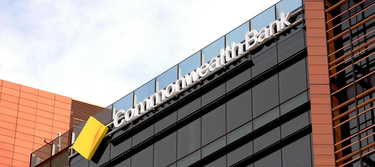 LATEST: Commonwealth Bank is now the latest Australian company set to carry out job cuts fuelled by an increase of AI integration – calling into question CEO Matt Comyn’s seat at the upcoming productivity roundtable. bit.ly/4l4G1g6