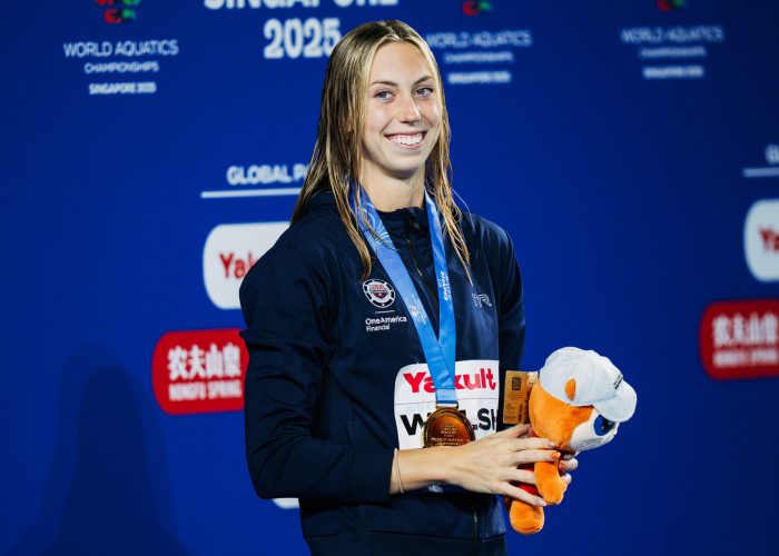 SwimmingWorld's tweet image. World Championships, Day 2 Finals: Gretchen Walsh Stands and Delivers 100 Butterfly Gold in Sizzling 54.73 - is.gd/Ah4COK