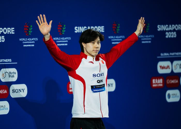 SwimmingWorld's tweet image. World Championships, Day 2 Finals: Qin Haiyang Runs Down Nicolo Martinenghi to Retake 100 Breast Crown - is.gd/NOgfzn