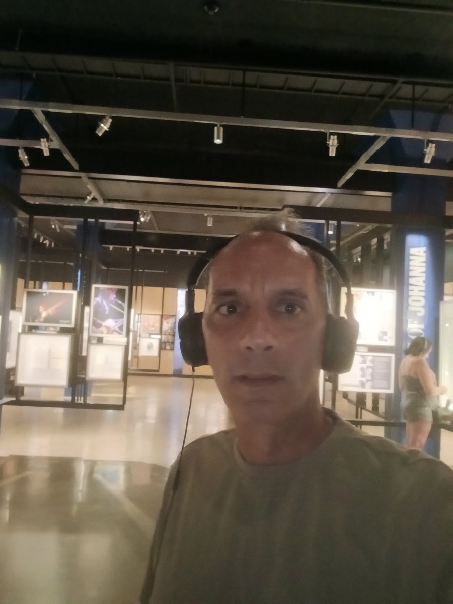 ELDOTI's tweet image. Excelente experiencia en el Bob Dylan Center, situado en Tulsa Oklahoma, este espectacular museo refleja la vida y obra del genial cantautor
