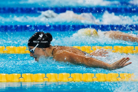 SwimmingWorld's tweet image. World Championships, Day Two Finals: Summer McIntosh Mines Gold in 200 IM; Silver for Alex Walsh - is.gd/xF9Mup