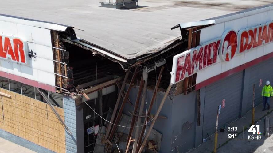 KSHB41's tweet image. Complaint filed with 311 about Family Dollar store two days before partial collapse.
kshb.com/news/local-new…
