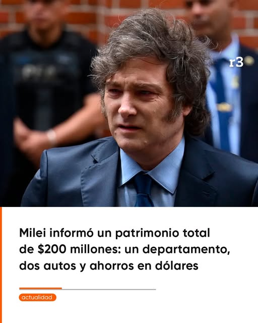 adrianalpmqlp's tweet image. como ya tiene 2 autos antes tenia uno viejo