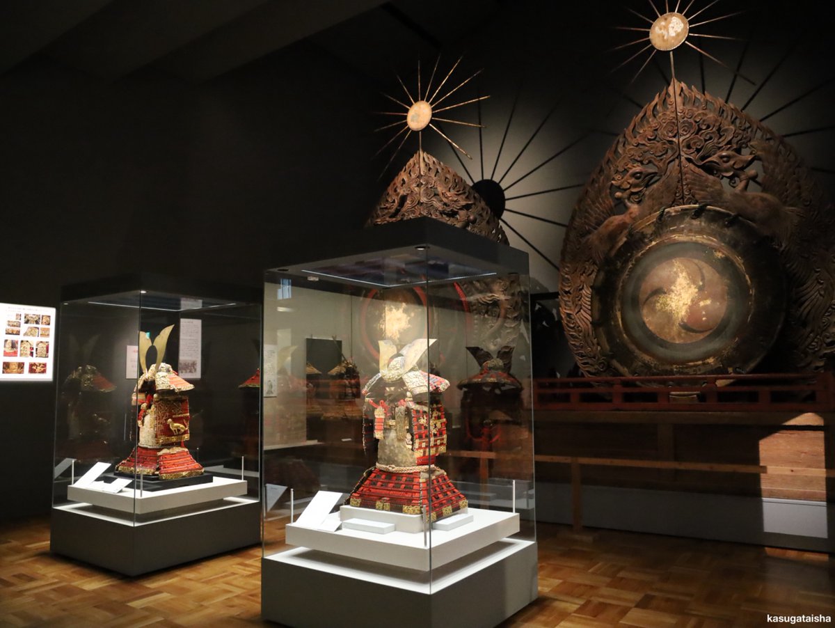 Gorgeous_Armors's tweet image. #春日大社大鎧展
前期は残すところ5日!
「国宝大鎧の双璧」「甲冑の東西両横綱」と称される2領の大鎧が並ぶ光景が見られるのは残り35日!
所蔵元でもなかなか見ることが出来ない甲冑もあります、この機会をお見逃しなく。
また来場者数1万人突破記念のお買い得グッズも販売中です。#春日大社