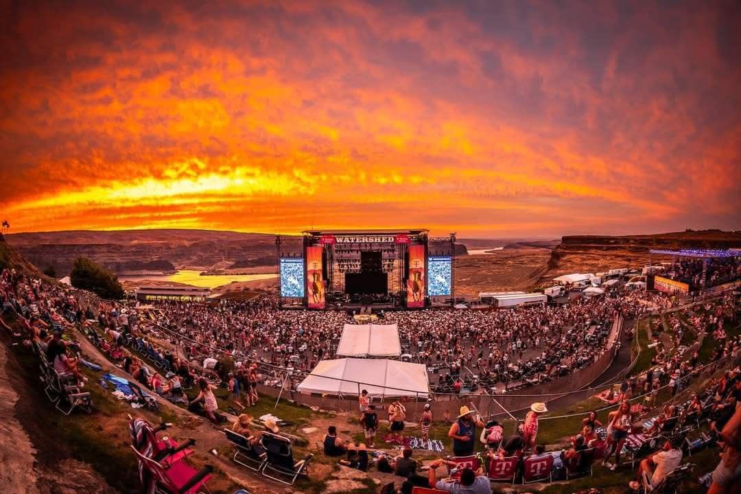 Notalwayswrite's tweet image. The Gorge in George, WA is one of the most naturally beautiful concert venues in the country!
