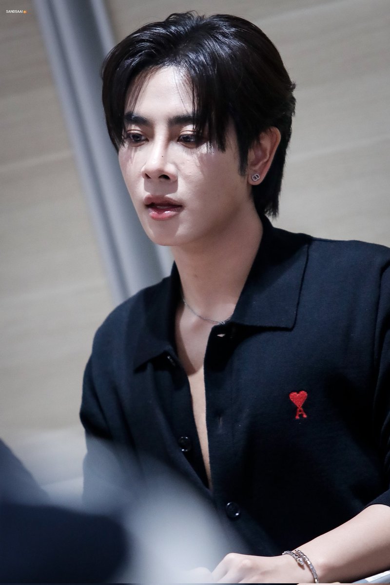 sandsaai's tweet image. ——  คน ๆ นี้รักเธอมากกว่าผู้ใด  📸✨

[     @wixxiws     :      #mixxiw​       ]