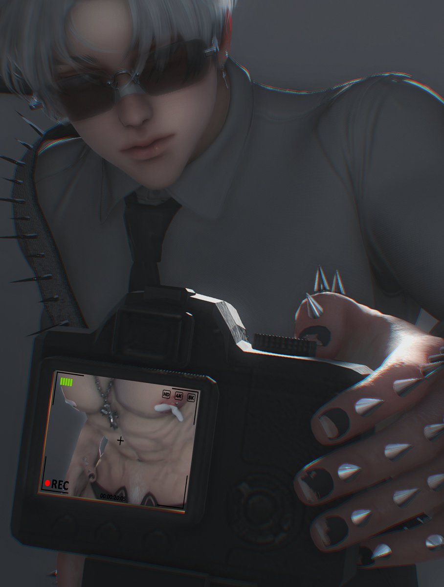 TegoXIV's tweet photo. there's something wrong with this camera 🧐 https://t.co/8ny8ZWxUdd